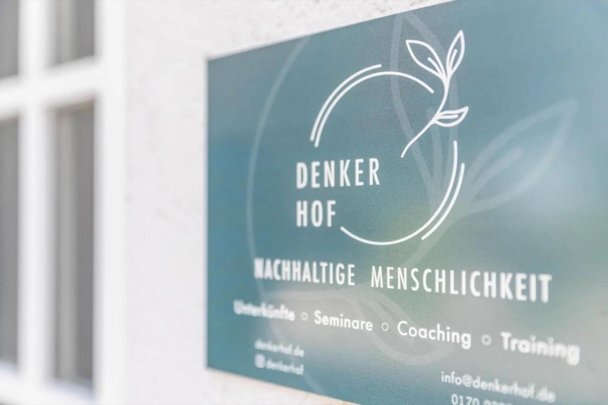 Blauquarz Und Rauchquarz Reussenkoge Exterior foto